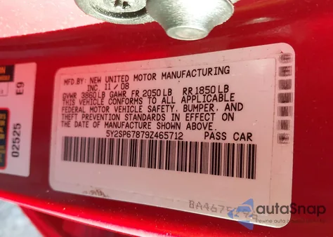 2009 Pontiac Vibe from USA, damaged, VIN 5Y2SP67879Z465712